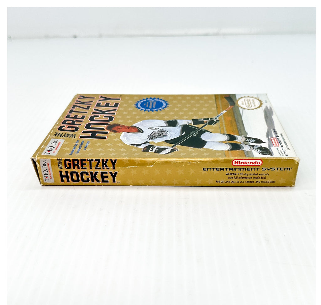 Wayne Gretzky Hockey - NES Game - Complete In Box - White Jersey - Great Condition!