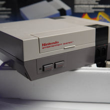 Load image into Gallery viewer, Nintendo Entertainment System - Challenge Set (Complete in Box)